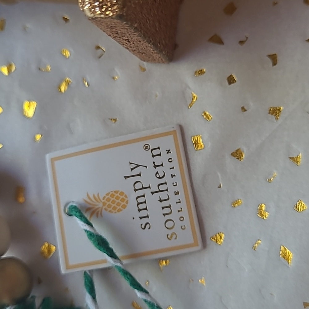 NWT Simply Southern Gold and Cream Beaded Nutcracker Necklace - Picture 2 of 4